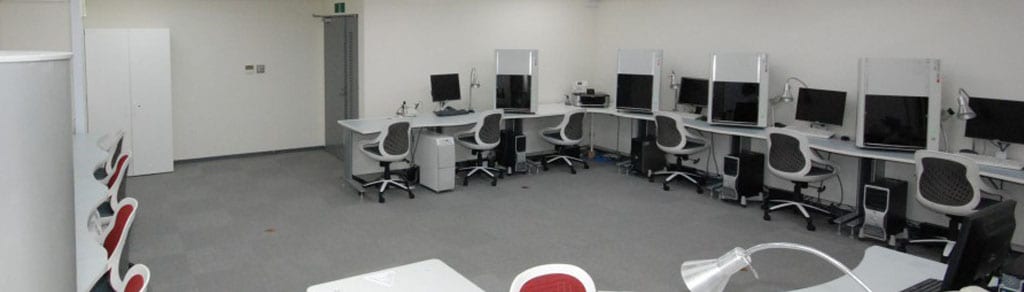 inside01 lab 内観